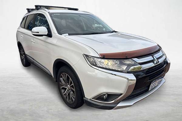 2017 Mitsubishi Outlander LS Safety Pack ZK