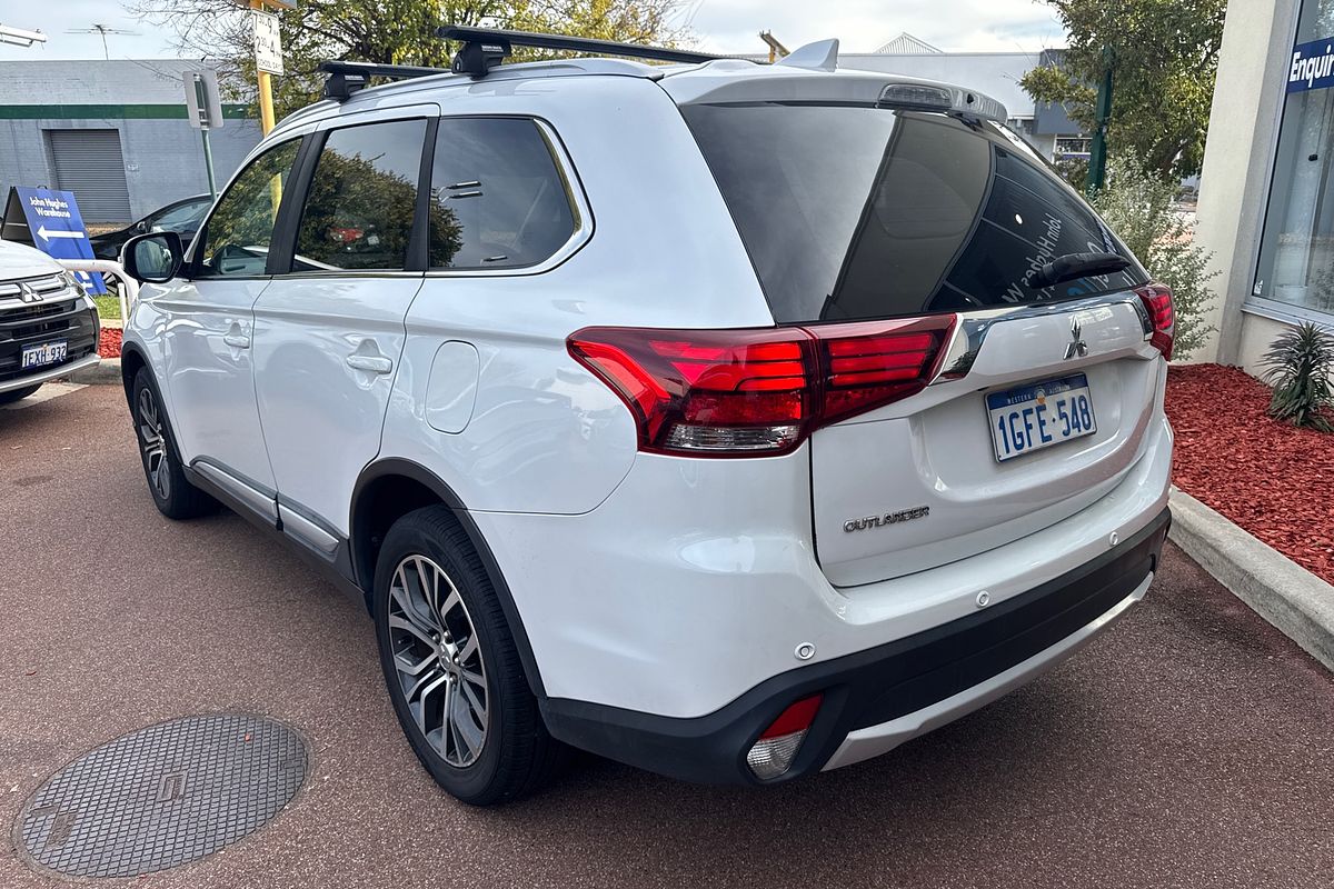 2017 Mitsubishi Outlander LS Safety Pack ZK