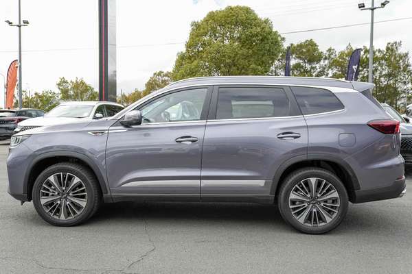 2025 Chery Tiggo 8 Pro Max Ultimate AWD thumb-4