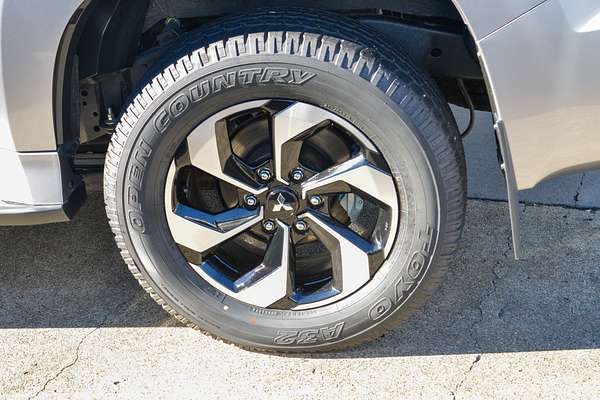 2025 Mitsubishi Pajero Sport Exceed QG thumb-3