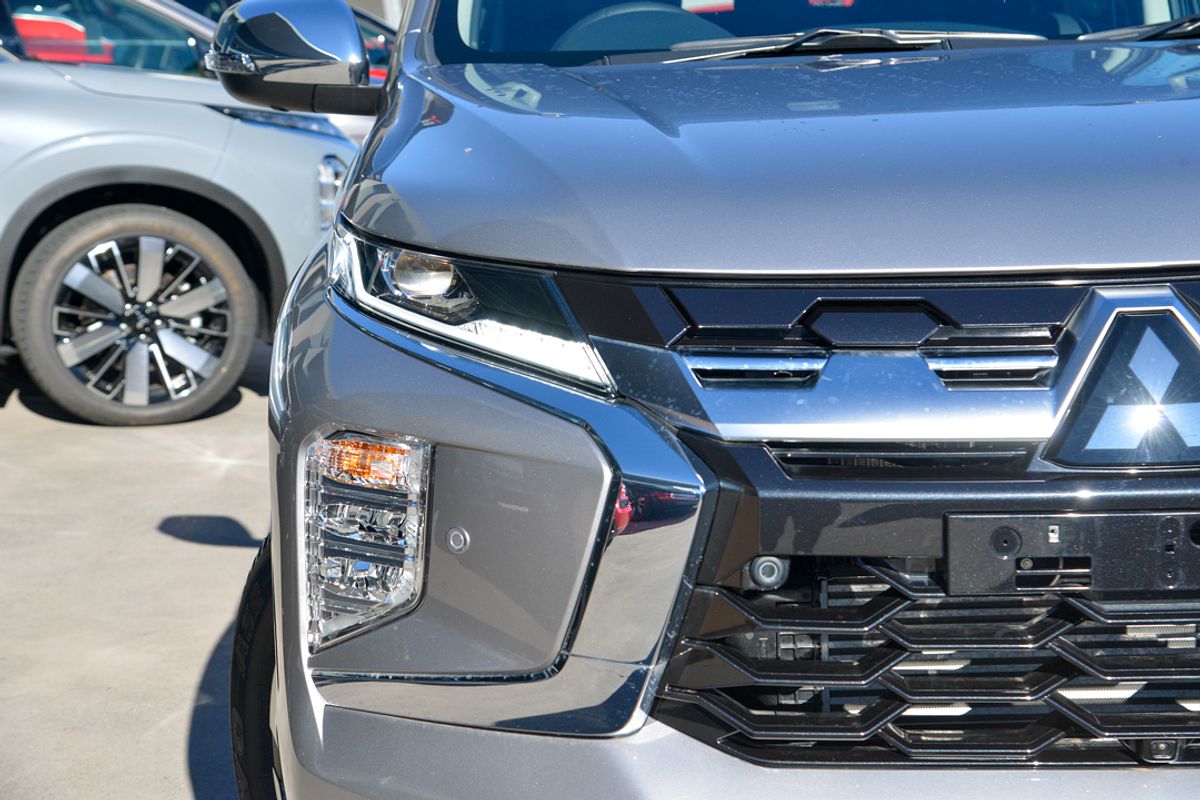 2025 Mitsubishi Pajero Sport Exceed QG