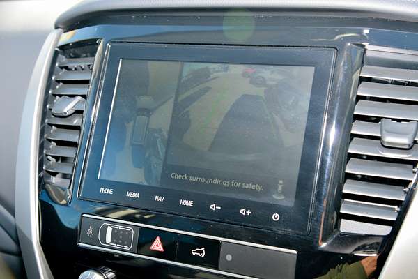 2025 Mitsubishi Pajero Sport Exceed QG thumb-12