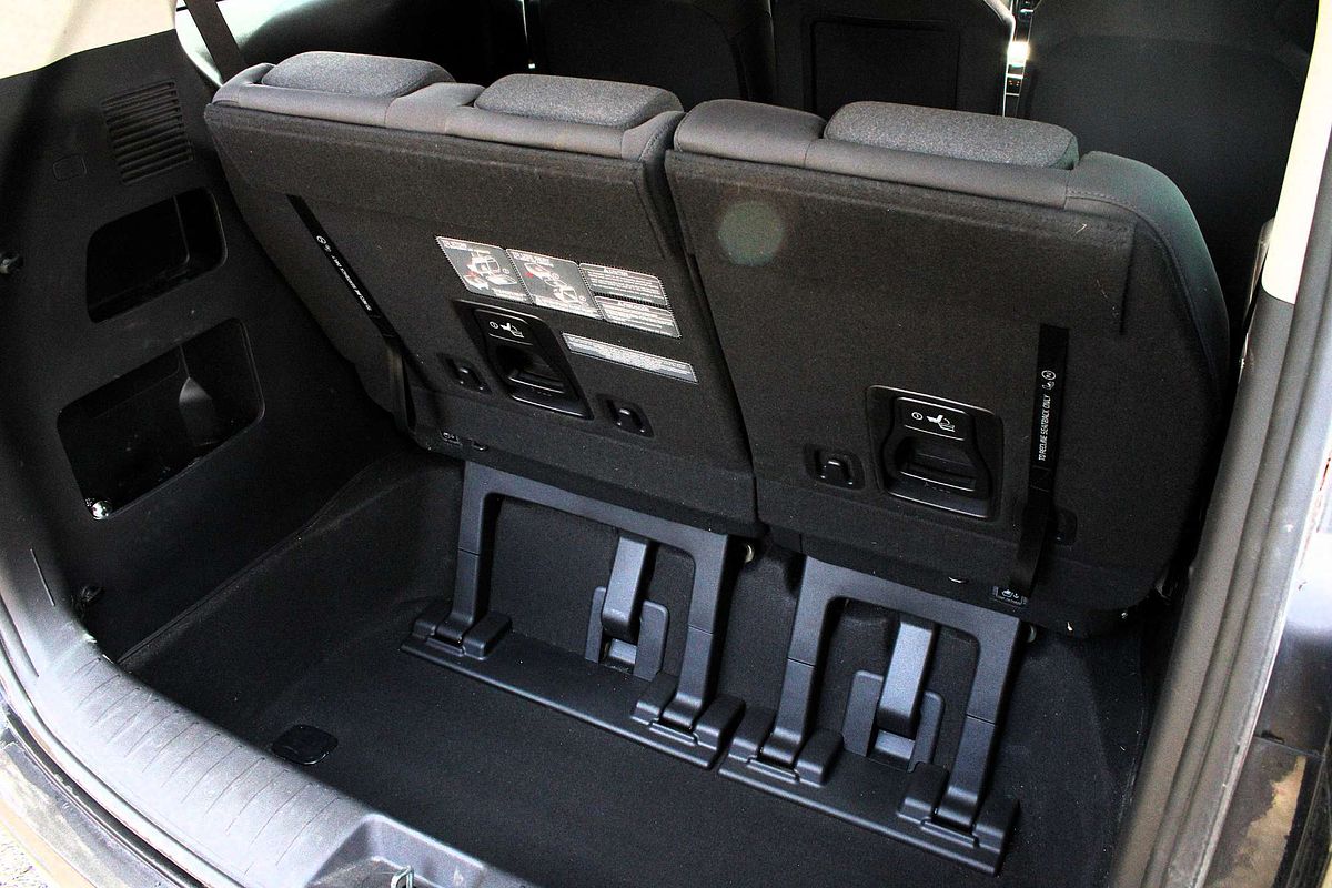 2021 Kia Carnival Si KA4