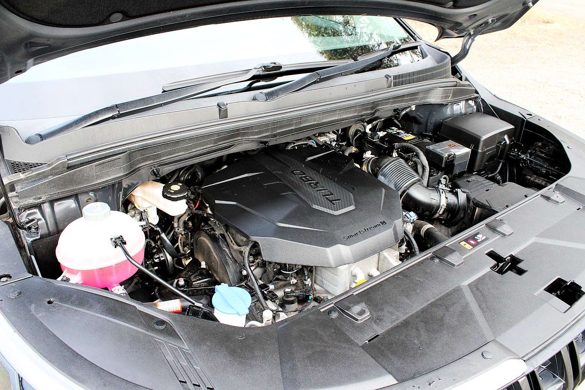2021 Kia Carnival Si KA4