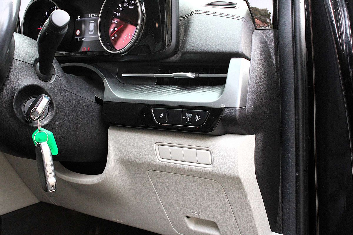 2021 Kia Carnival Si KA4