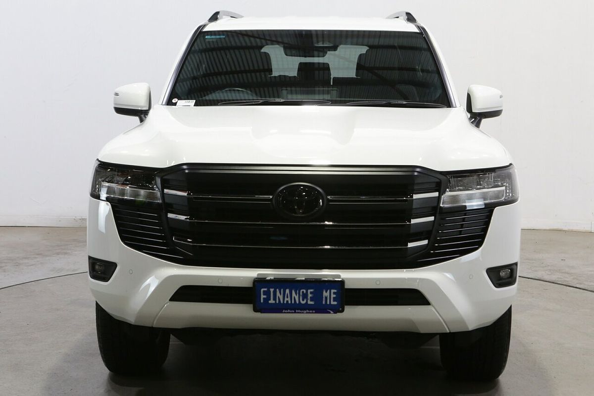 2025 Toyota Landcruiser GXL FJA300R