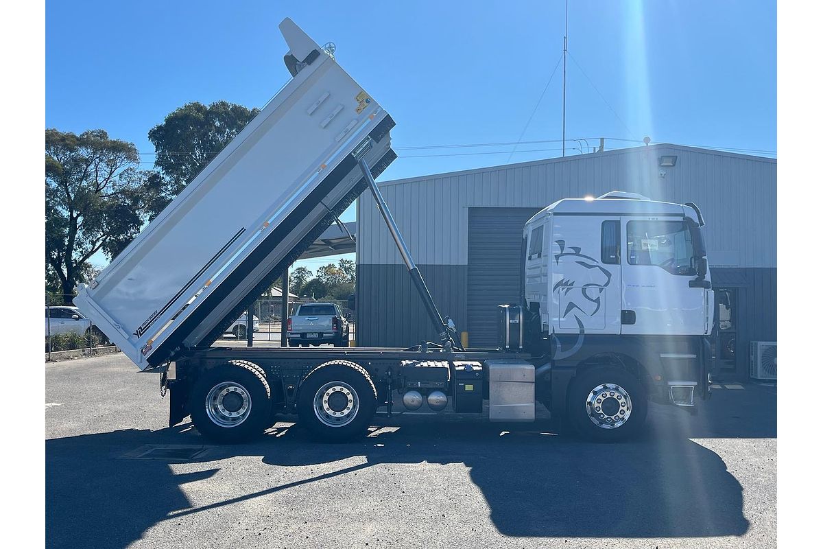 2025 Sitrak G7S Tipper image 10