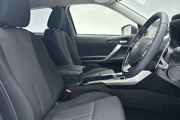 2024 Mitsubishi Eclipse Cross LS YB thumb-12