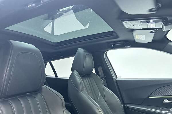 2022 Peugeot 2008 GT Sport P24 thumb-14
