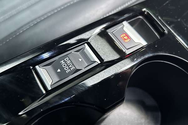 2022 Peugeot 2008 GT Sport P24 thumb-16