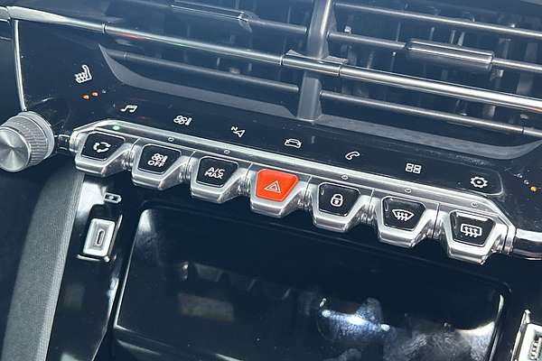 2022 Peugeot 2008 GT Sport P24 thumb-17