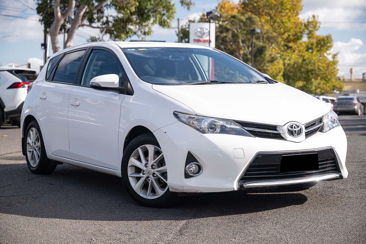 2015 Toyota Corolla Ascent Sport ZRE182R