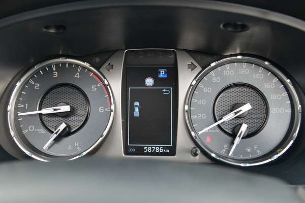 2023 Toyota Hilux SR5 GUN126R 4X4 thumb-10