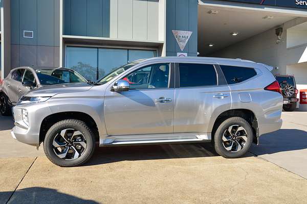 2025 Mitsubishi Pajero Sport Exceed QG thumb-4