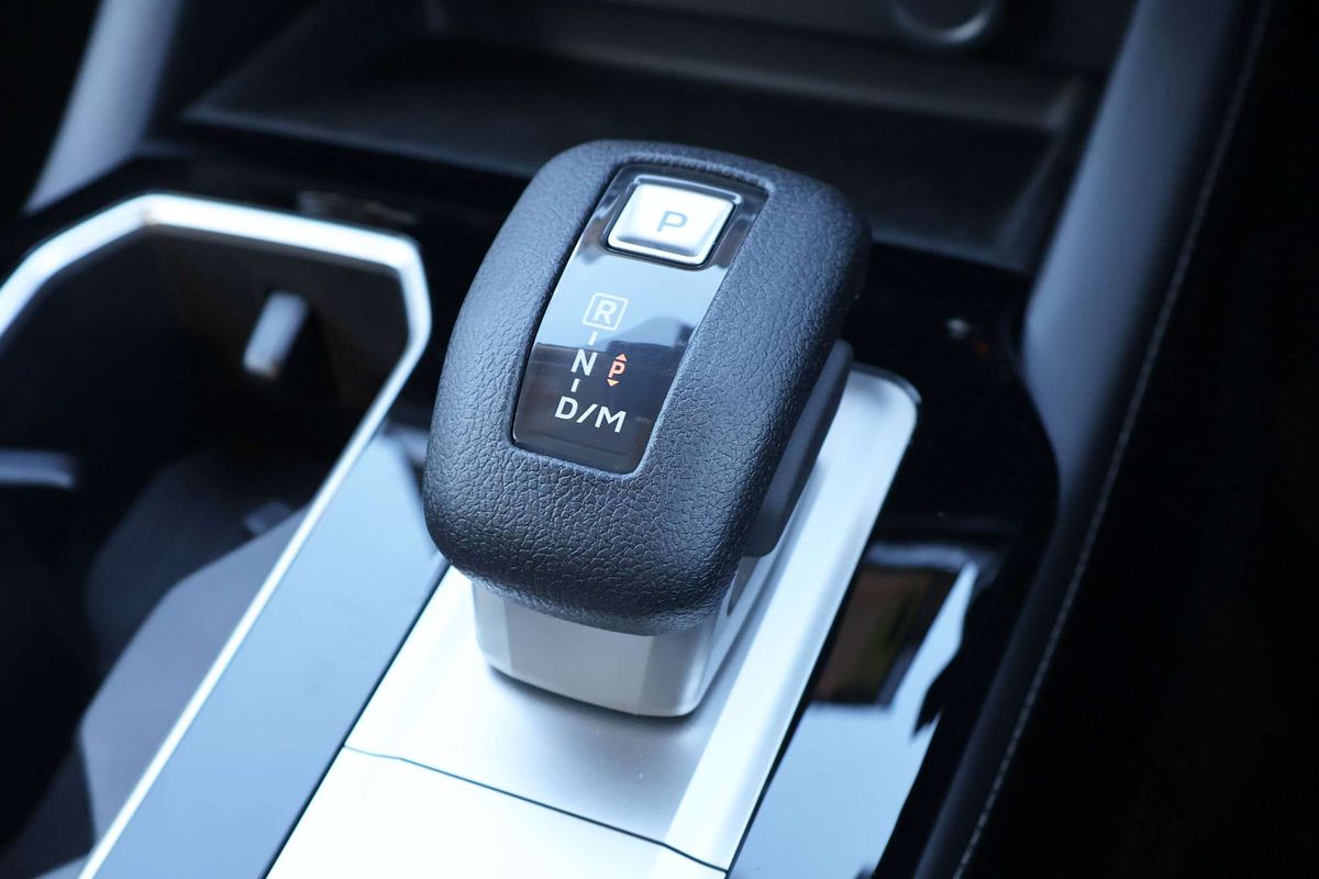 2025 Mitsubishi Outlander ES ZM