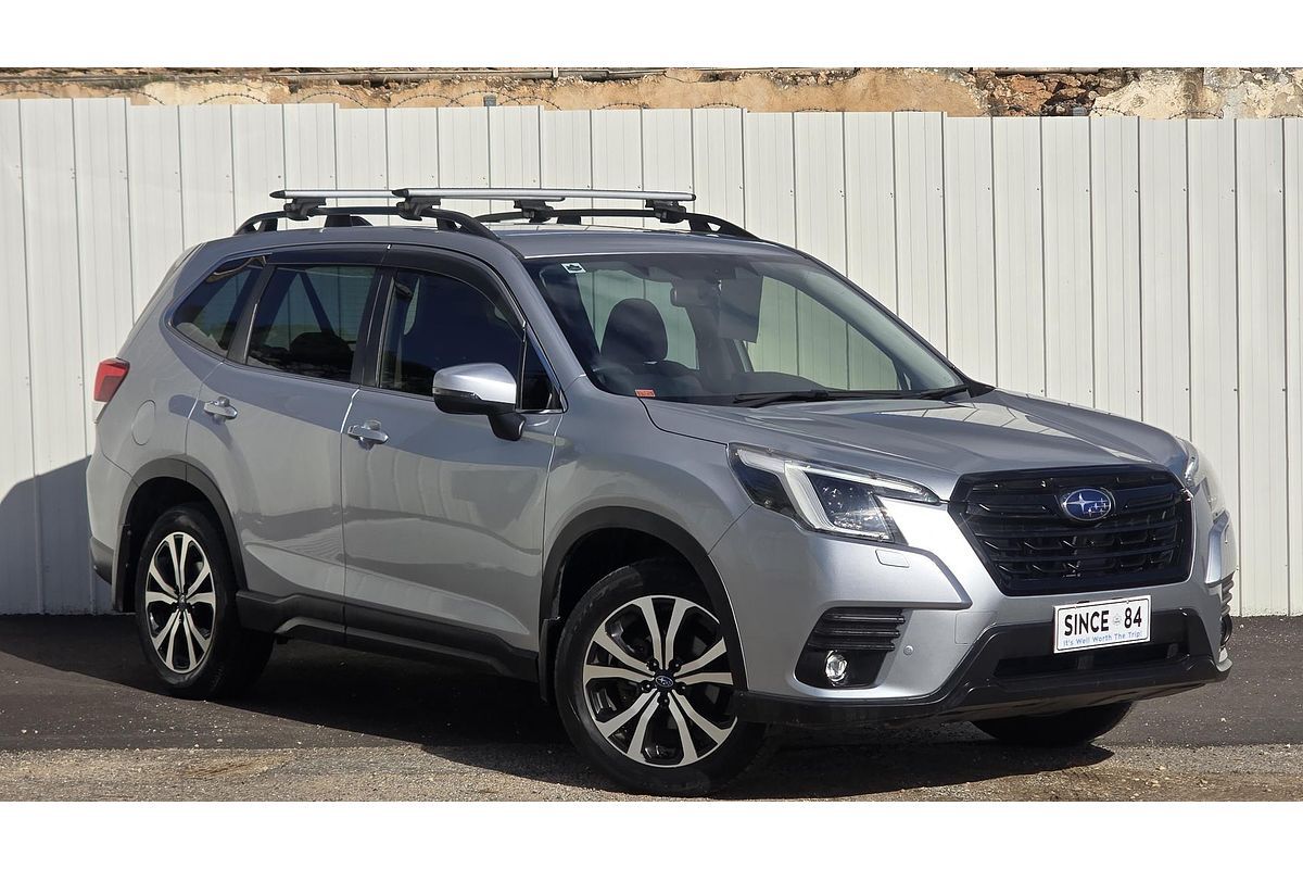 2023 Subaru Forester 2.5i Premium S5