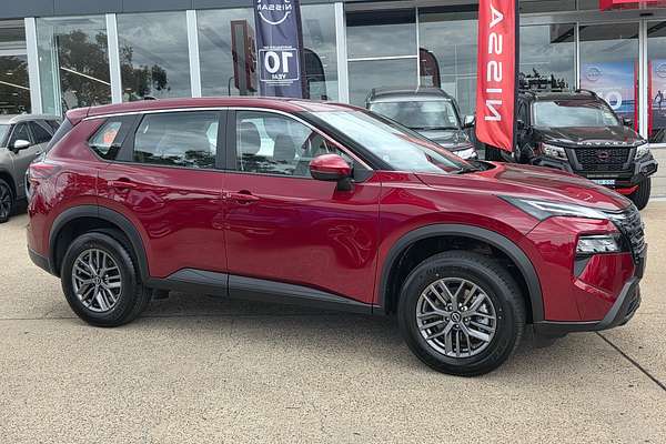 2026 Nissan X-TRAIL ST T33