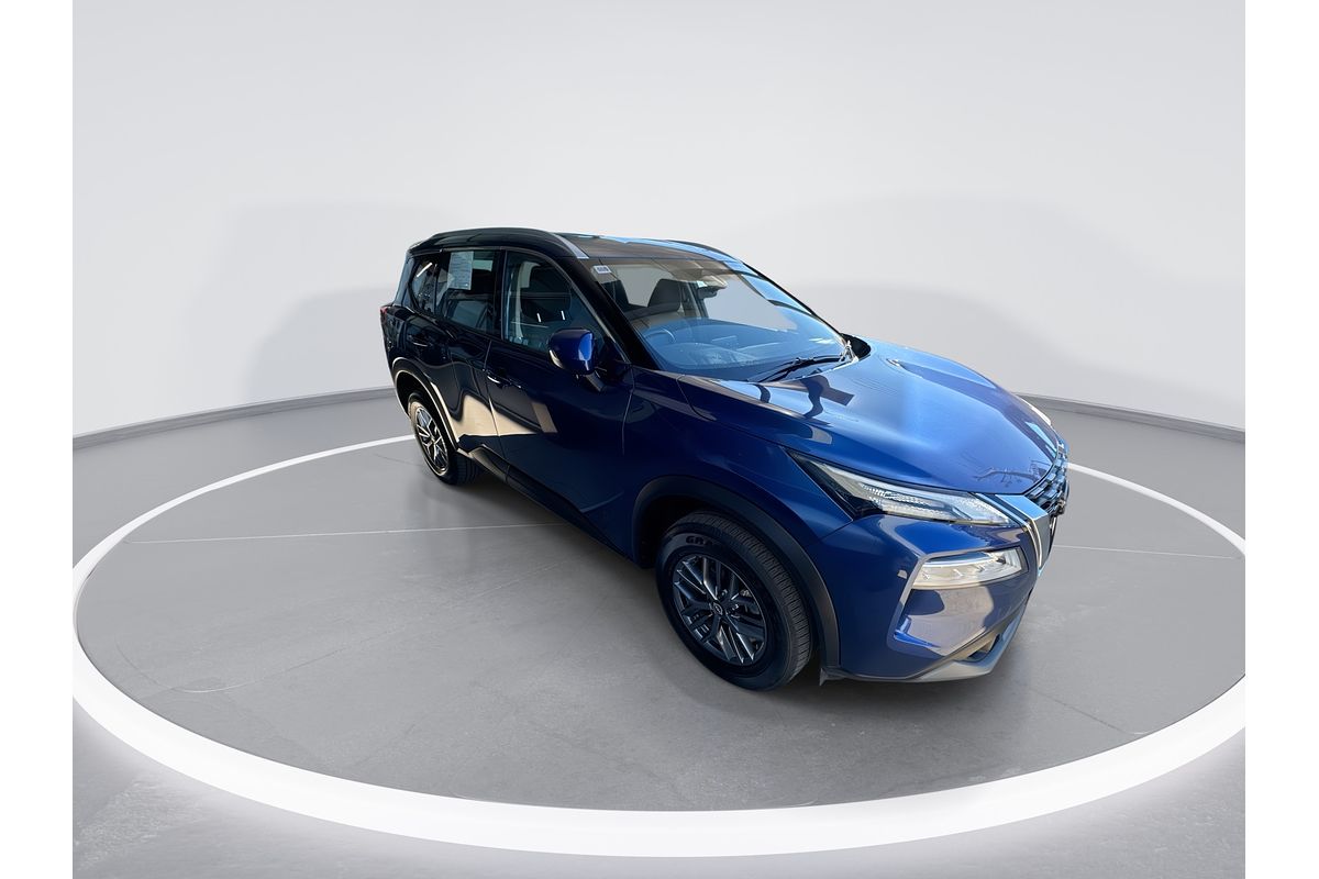 2025 Nissan X-TRAIL ST T33