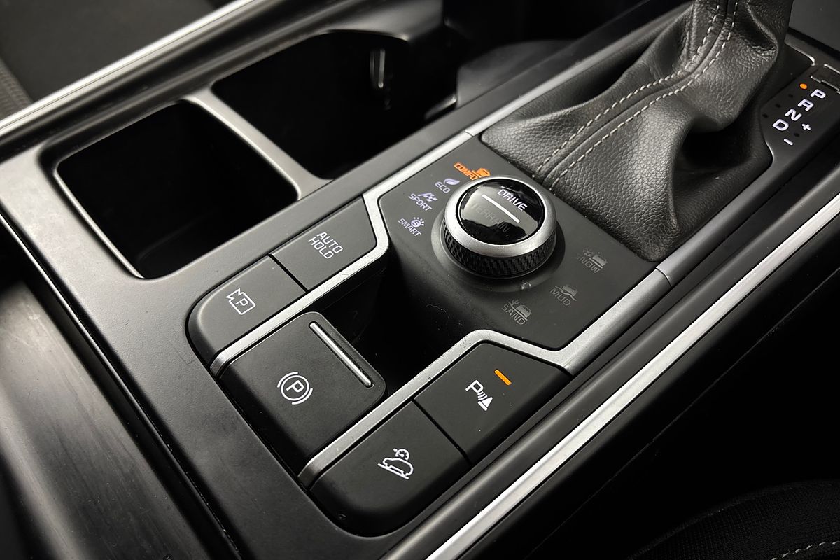 2022 Kia Sorento Sport MQ4
