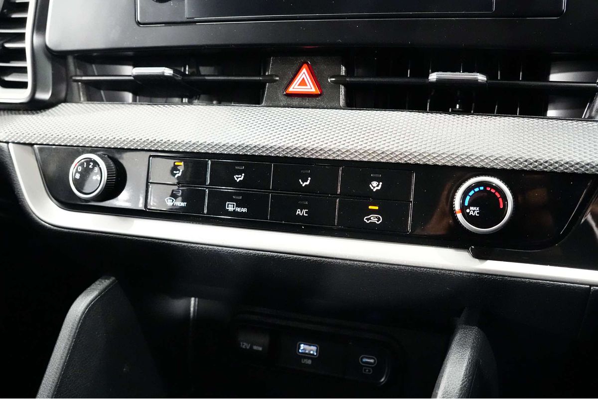 2024 Kia Sportage S NQ5