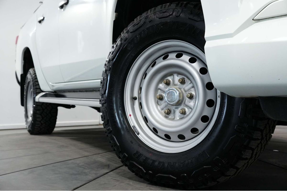 2020 Mitsubishi Triton GLX ADAS MR 4X4