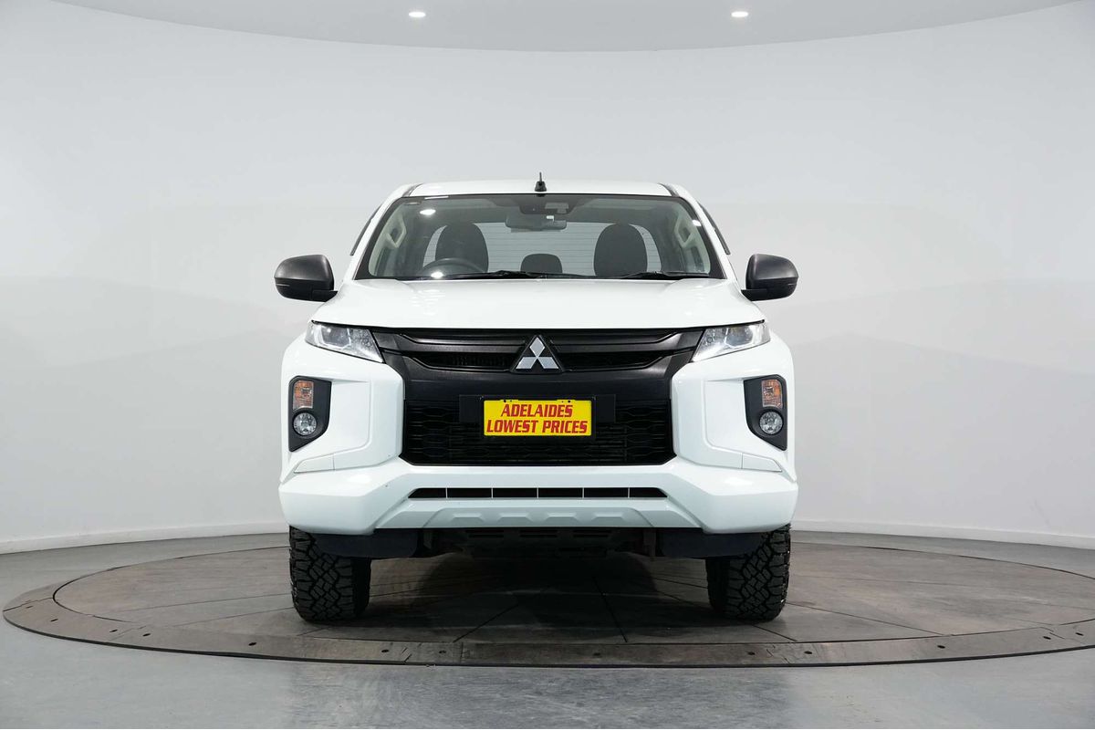 2020 Mitsubishi Triton GLX ADAS MR 4X4
