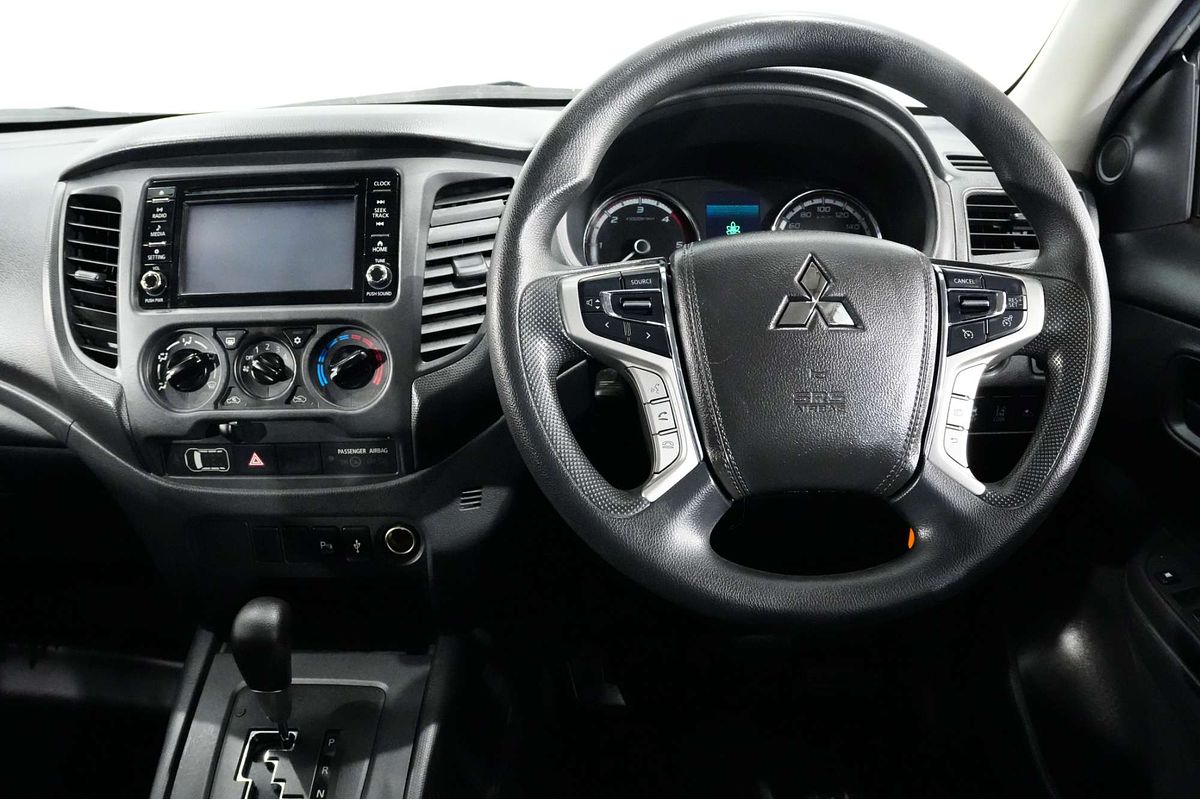 2020 Mitsubishi Triton GLX ADAS MR 4X4