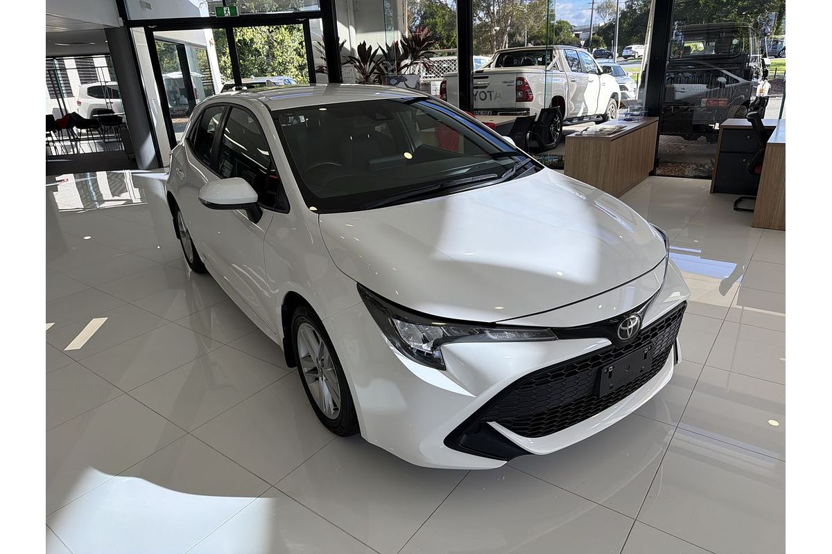 2018 Toyota Corolla Ascent Sport MZEA12R