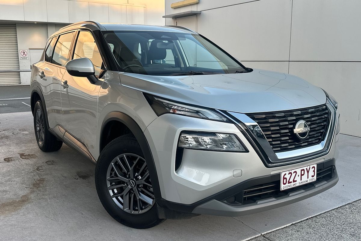 2024 Nissan X-TRAIL ST T33