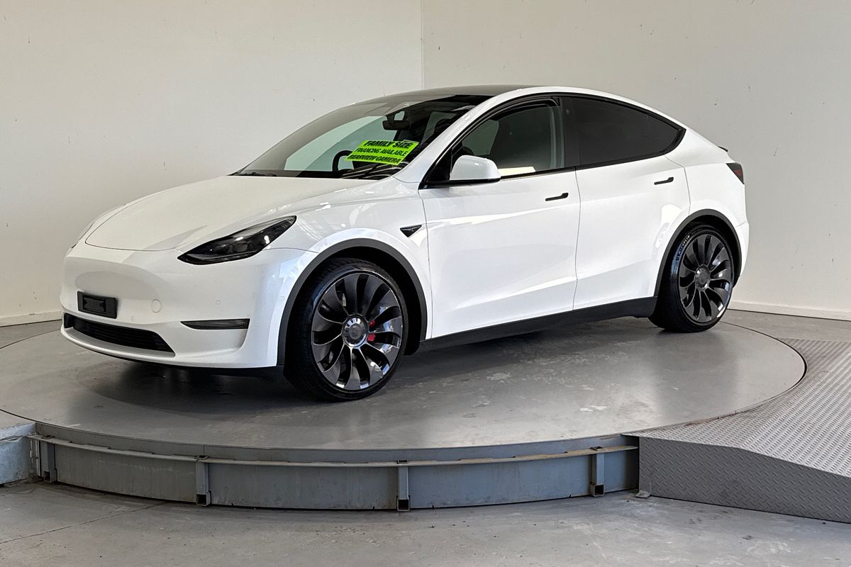 2023 Tesla Model Y Performance