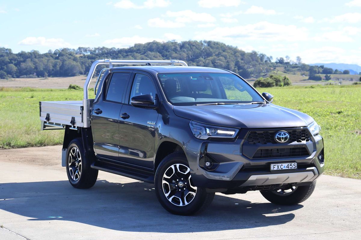2025 Toyota Hilux SR5 48V GUN126R 4X4