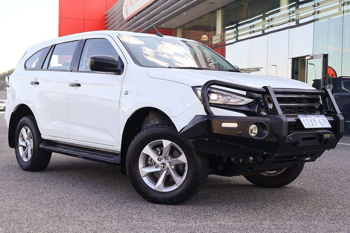 2023 Isuzu MU-X LS-M