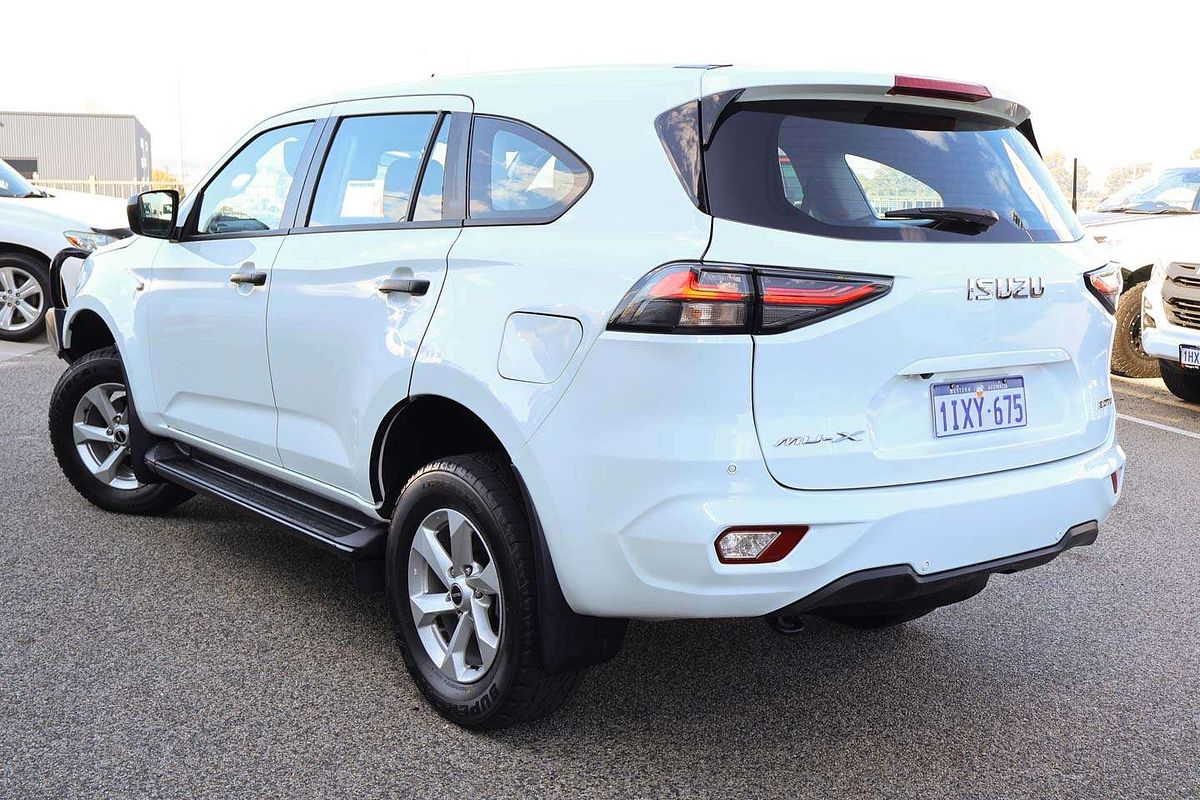 2023 Isuzu MU-X LS-M
