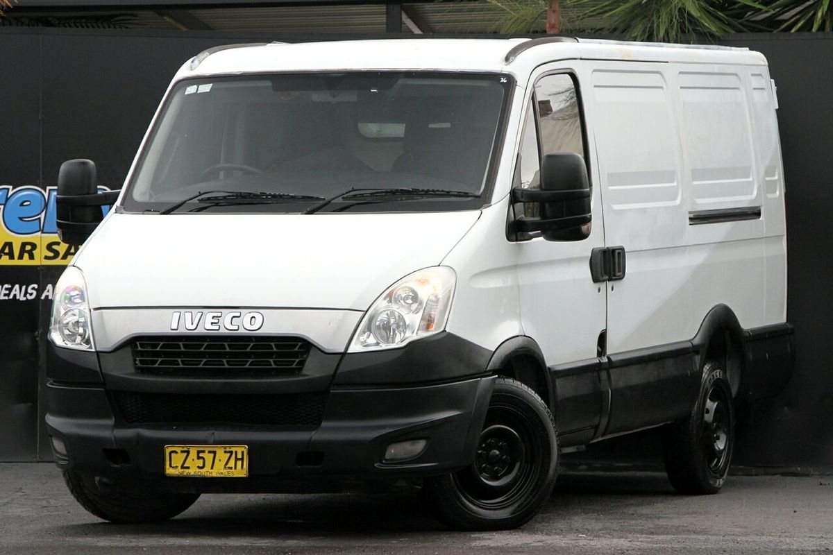 2013 IVECO Daily 35S14 MWB/Mid MY07