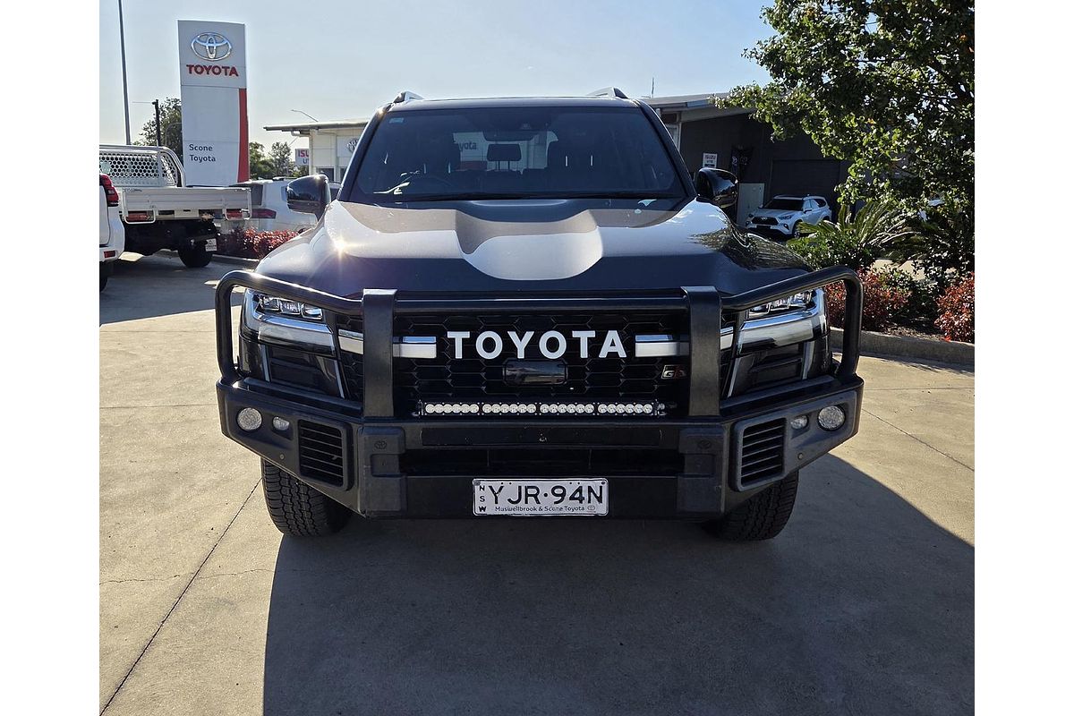 2022 Toyota Landcruiser GR Sport FJA300R