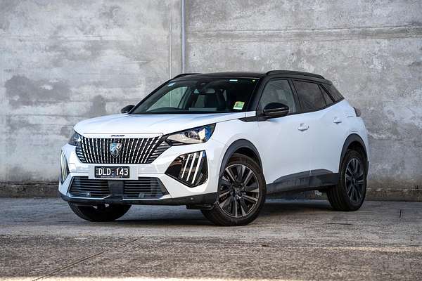 2025 Peugeot 2008 GT Hybrid P24
