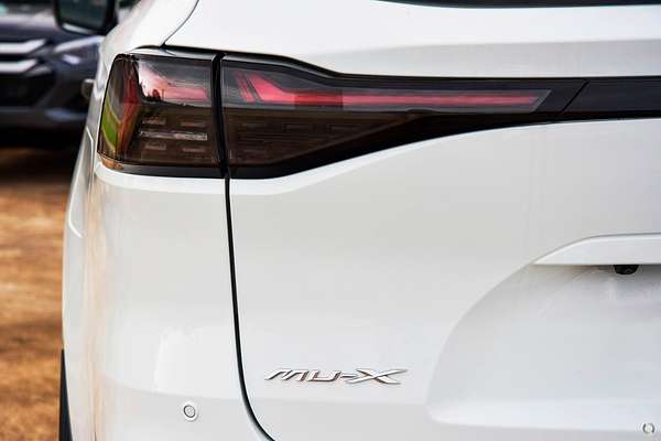 2026 Isuzu MU-X LS-M thumb-8