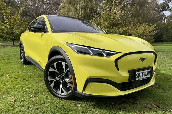 2025 Ford Mustang Mach-E Select
