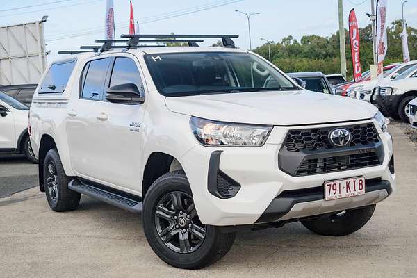 2024 Toyota Hilux SR GUN126R 4X4