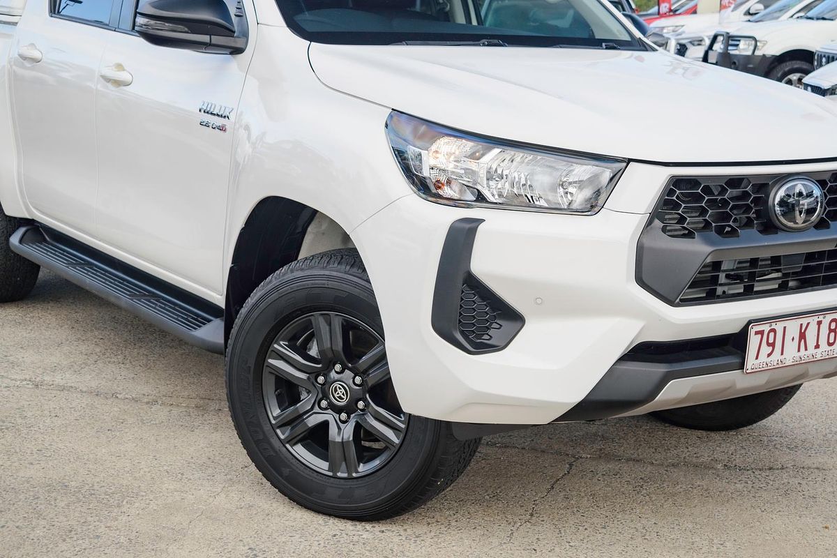 2024 Toyota Hilux SR GUN126R 4X4