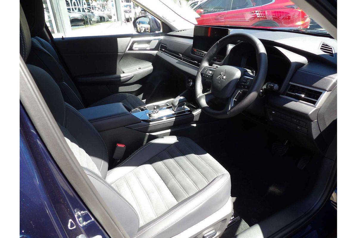 2025 Mitsubishi Outlander Aspire ZM
