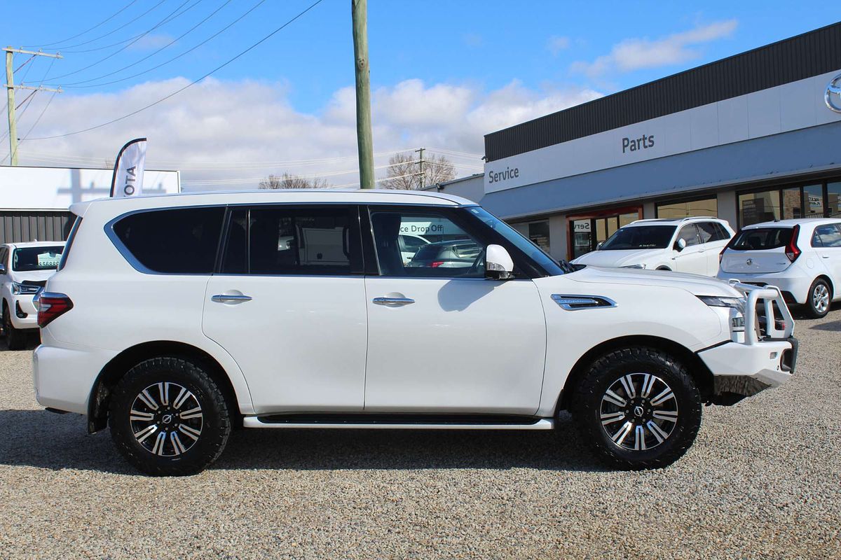 2022 Nissan Patrol Ti Y62