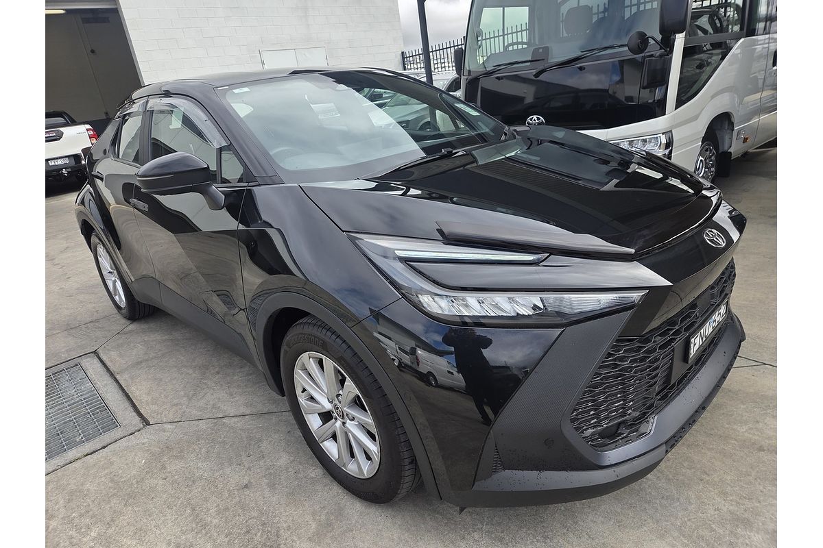 2024 Toyota C-HR GXL ZYX20R