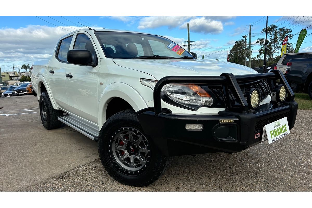 2017 Mitsubishi Triton GLX MQ 4X4