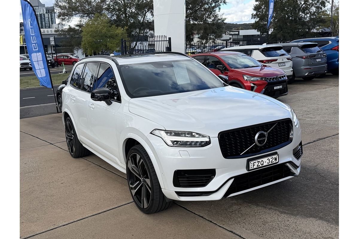 2020 Volvo XC90 T8 Recharge PHEV (AWD) 256 MY21