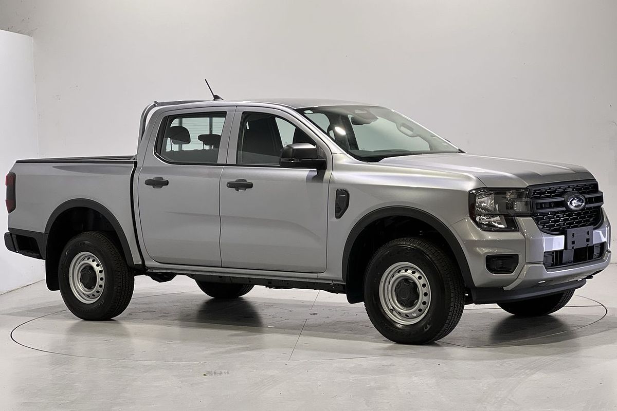 2025 Ford Ranger XL 4X4 2.0L