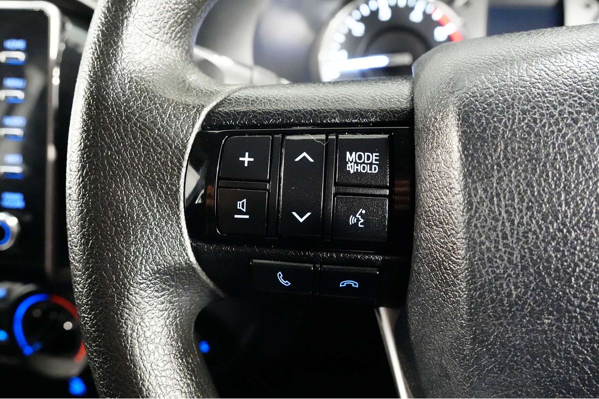 2022 Toyota Hilux SR GUN126R 4X4