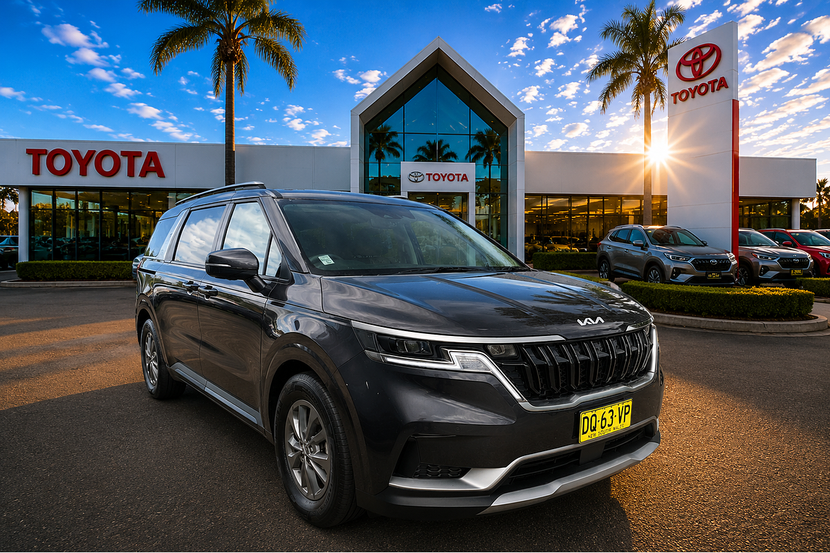 2023 Kia Carnival S KA4