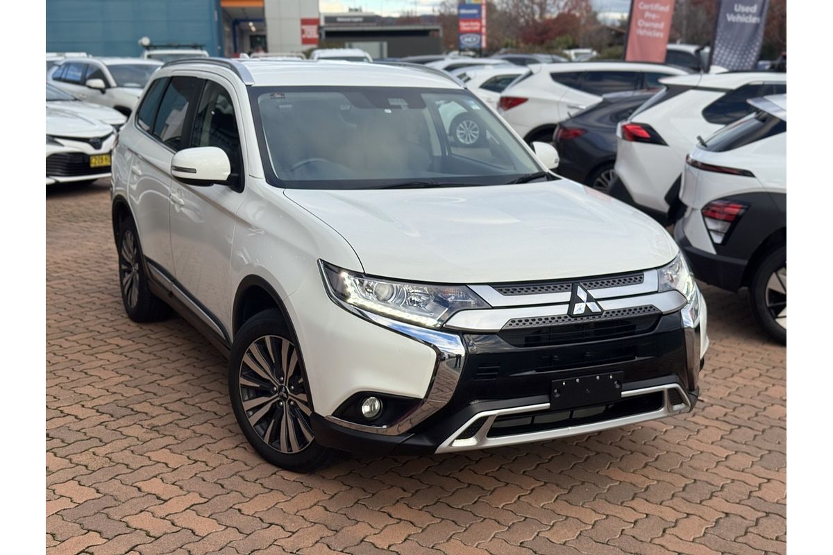 2020 Mitsubishi Outlander LS ZL