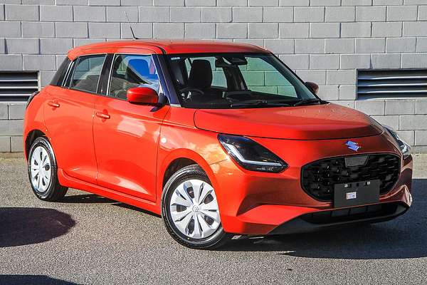 2026 Suzuki Swift Hybrid UZ